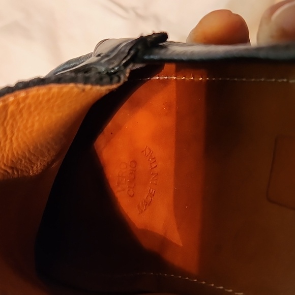 GUCCI BLACK LEATHER HORSEBIT SLIP ON LOAFERS - Picture 10 of 12